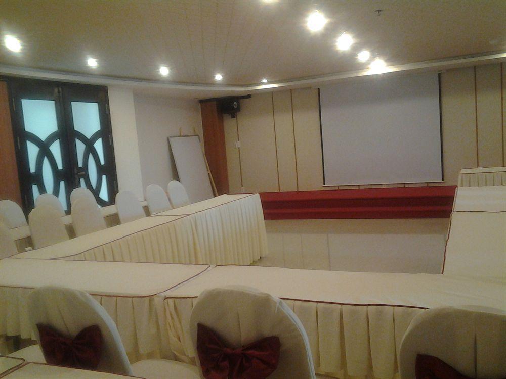 Kay Hotel Da Nang - Near Dragon Bridge Экстерьер фото