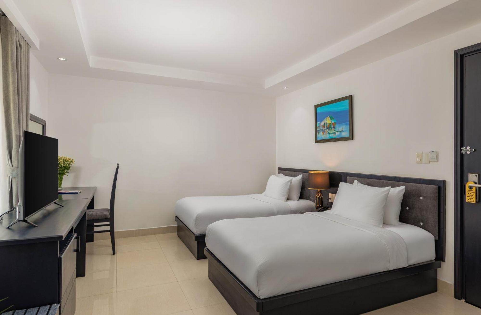 Kay Hotel Da Nang - Near Dragon Bridge Экстерьер фото